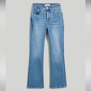 Madewell Curvy Kick Out Mid Rise Jeans in Mather Wash Blue Size 32